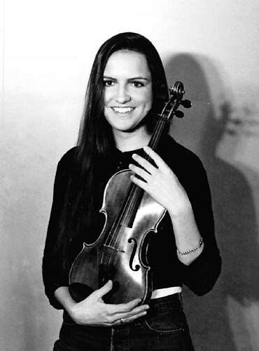 Jen-15ys-With-Violin